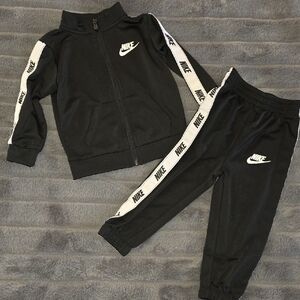 Baby Boy Nike 2 Piece Dry-fit Zip Jacket & Pants Set 18month